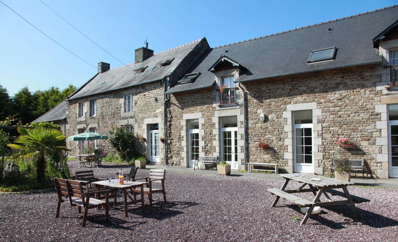Hotel La Quebecoise Dinan Exterior photo